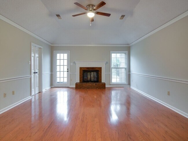 Building Photo - Renovated in Germantown Trails!