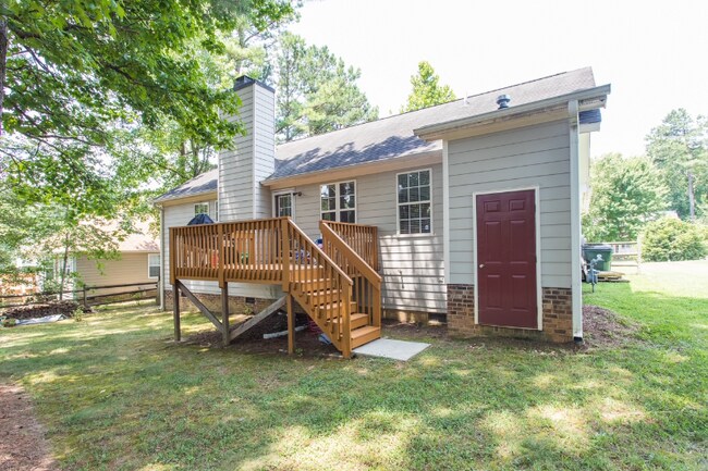 Building Photo - 225 Harvester Dr