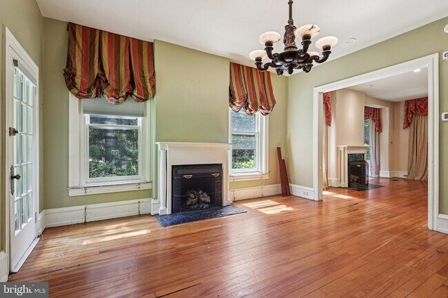 Building Photo - 1420 Pennsylvania Ave