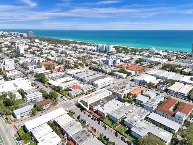 Building Photo - 540 74th St