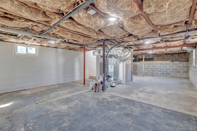 Building Photo - 37 Gould Rd