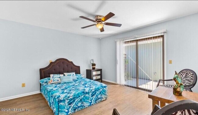 Building Photo - 10959 Peppermill Ln