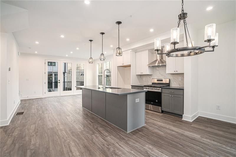 Building Photo - 1823 Gotham Ln NE