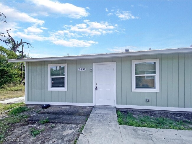 Primary Photo - 5451 Eighth Ave