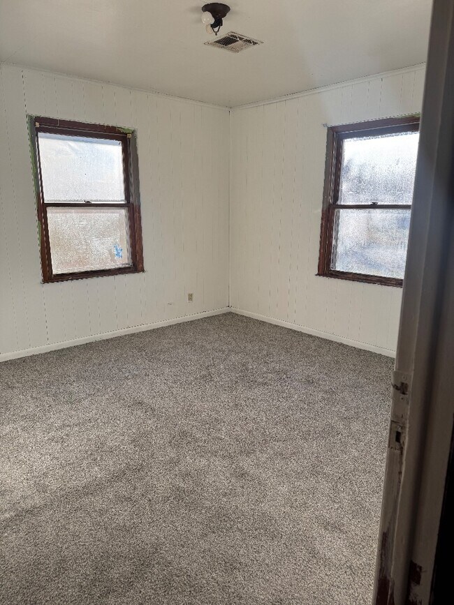 Building Photo - 1125 N 11th St