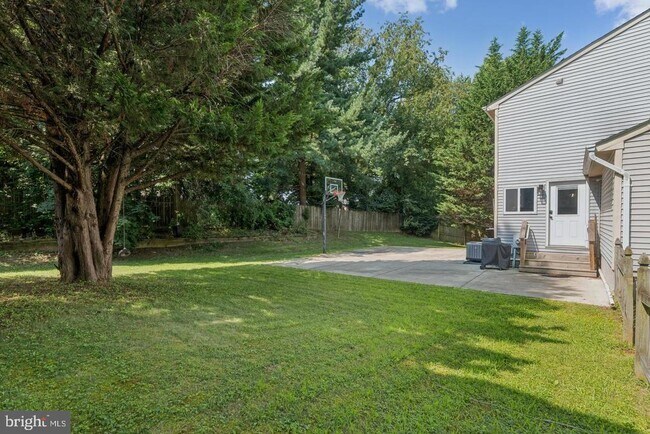 Building Photo - 7310 Torran Rocks Way