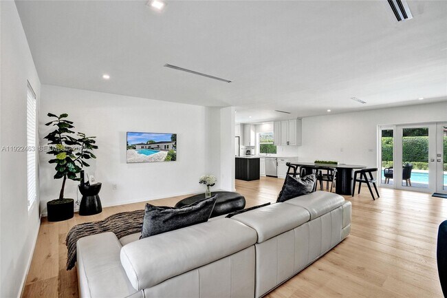 Building Photo - 7941 SW 143rd St