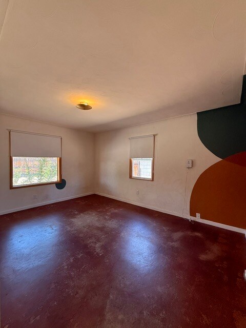 Building Photo - 1150 N Magnolia Ave