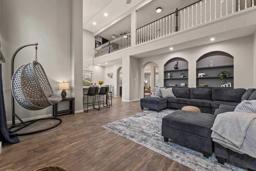 Building Photo - 1905 Navajo Dr