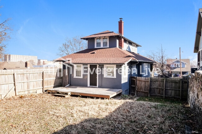 Building Photo - 1420 S 33 St