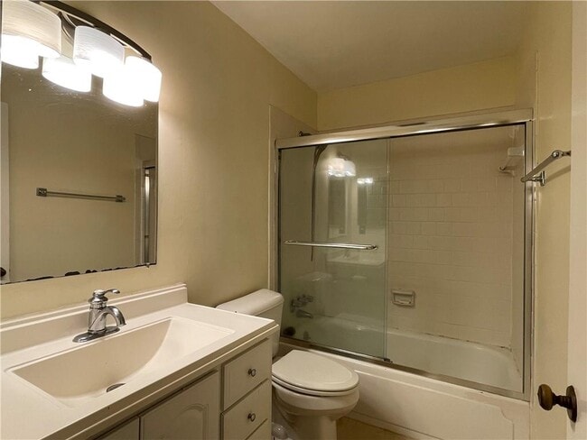 Building Photo - 59 Lamsden Ln NW