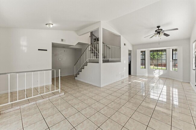 Building Photo - 24363 Comfort Ct