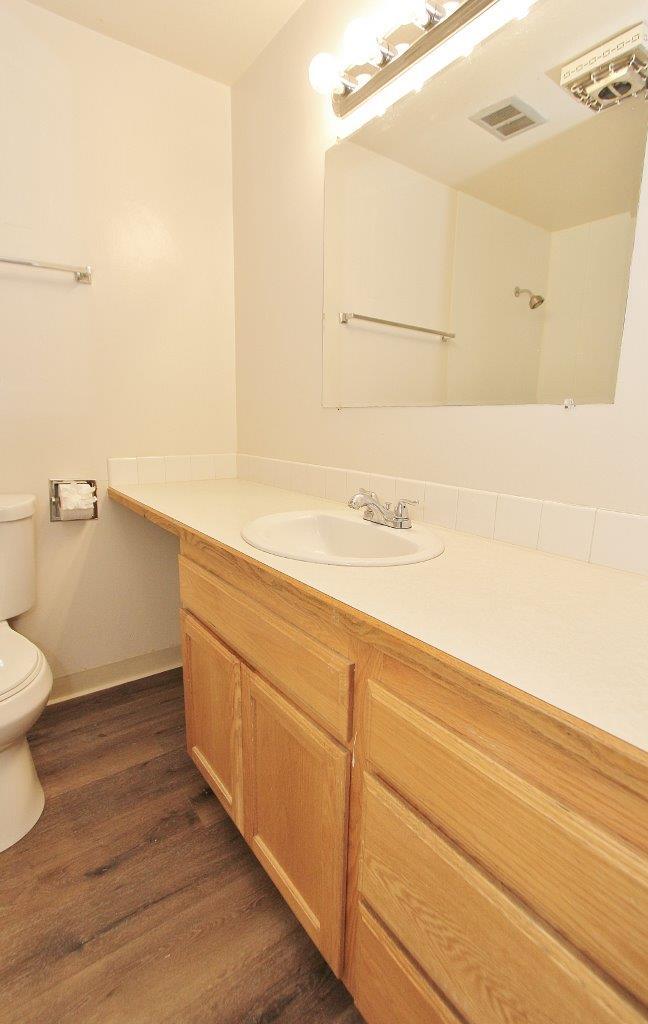 Building Photo - 733 N 28th St