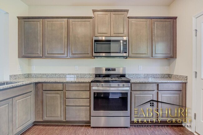 Building Photo - 2123 Water Marsh Trl