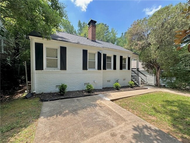 Building Photo - 1764 Springview Rd NW