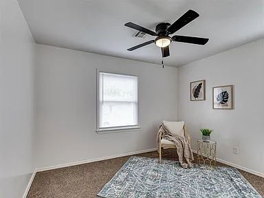 Building Photo - Modern Comfort in Every Square Foot