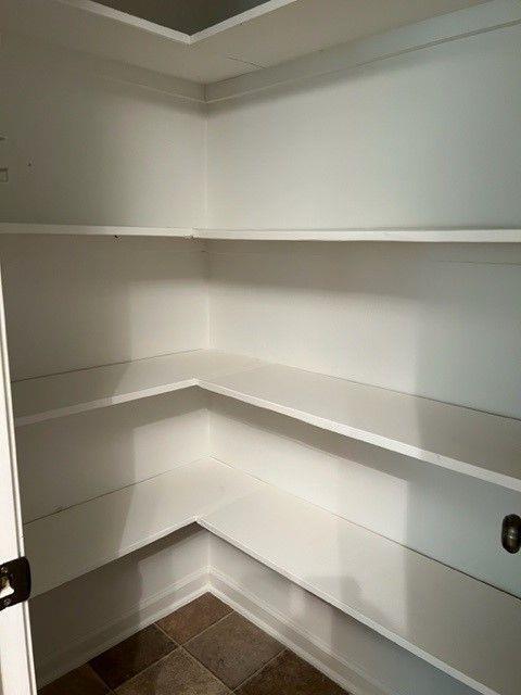 Building Photo - 28 Middleton Ct