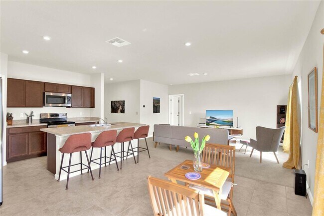 Building Photo - 1511 Finnigan Cir