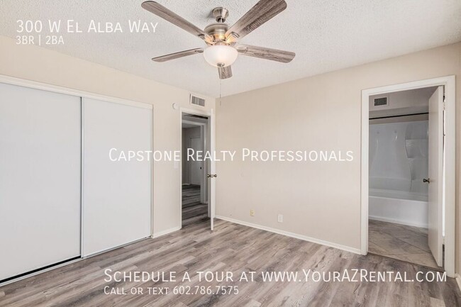 Building Photo - 300 W El Alba Way