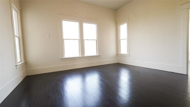 Building Photo - 15501 FM1100