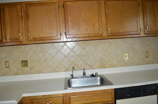 Building Photo - 3127 Forest Run Dr