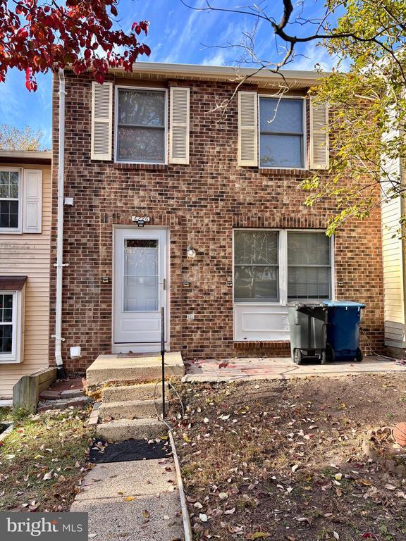 Building Photo - 6226 Hillside Rd