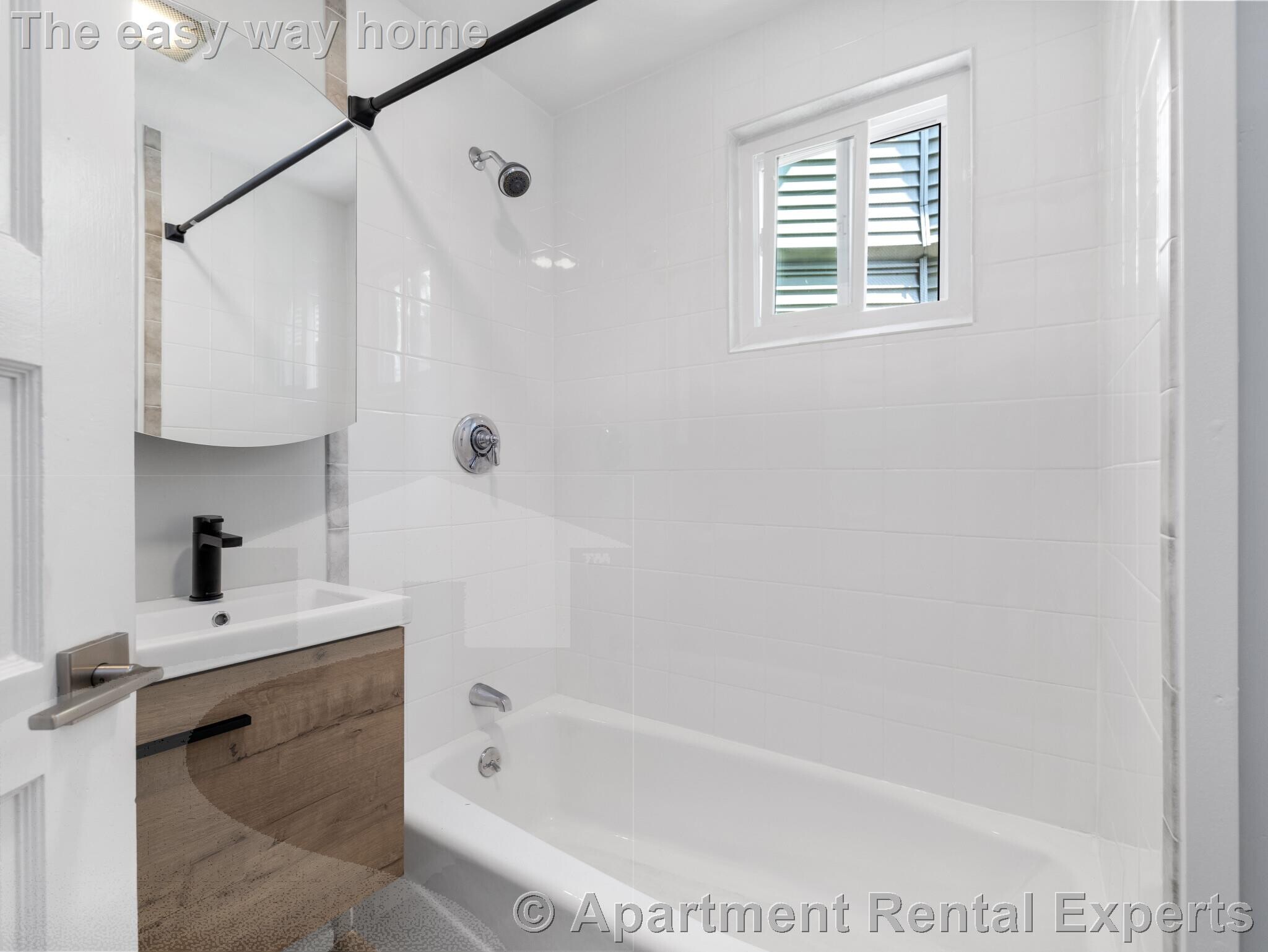 Building Photo - 59 Hawthorne St