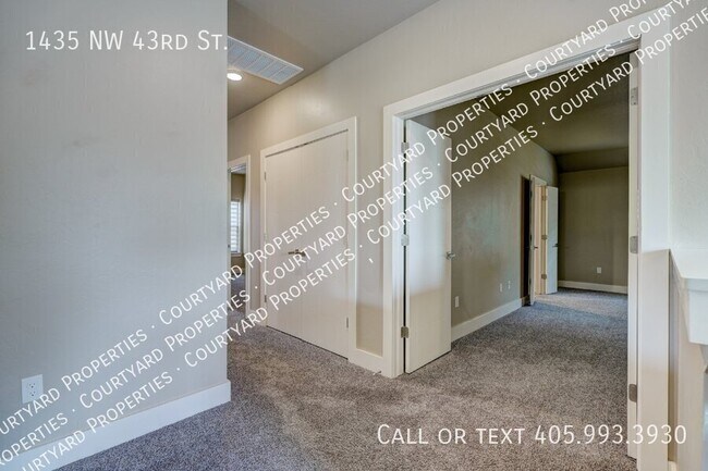 Building Photo - 1435 NW 43rd St