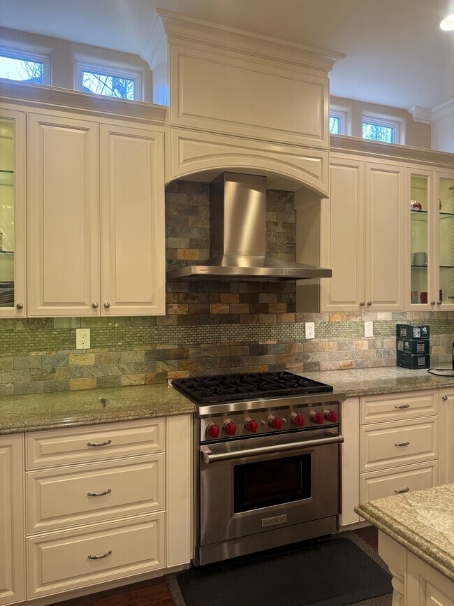 Building Photo - 2490 Muirfield Way