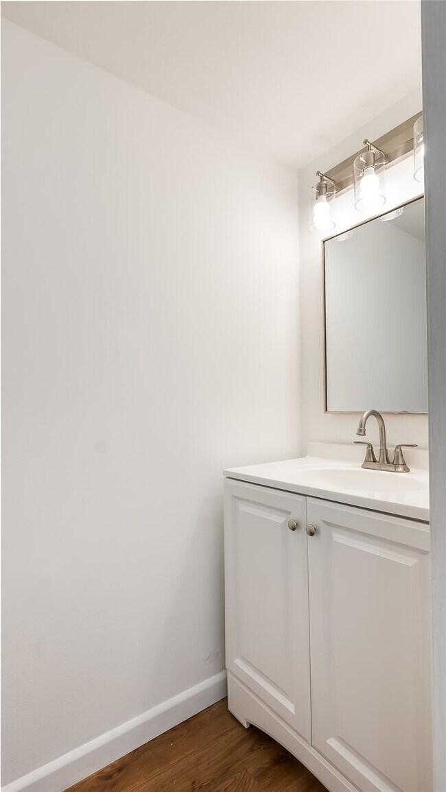 Building Photo - 3001 NW 4th Terrace