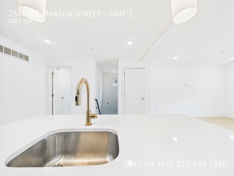 Building Photo - 2646 Manton St