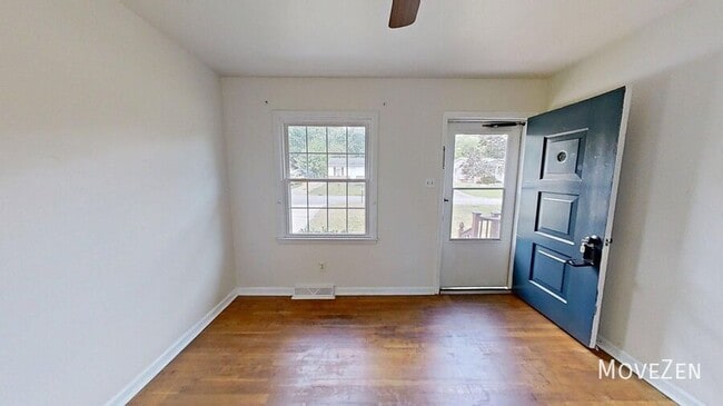 Building Photo - 1308 Juniper St