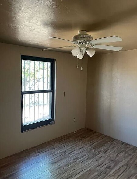 Building Photo - 6027 S Lostan Ave