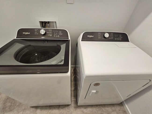 Building Photo - 3 BEDROOM 2 BATH NEW BUILD  AVAILABE NOW MOVE IN SPECIAL OAC