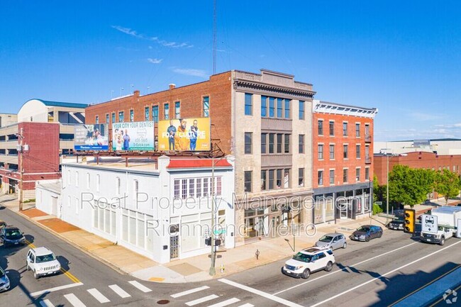 Primary Photo - 1322 W Broad St