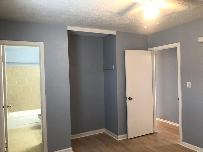 Building Photo - 9714 Galaxy St