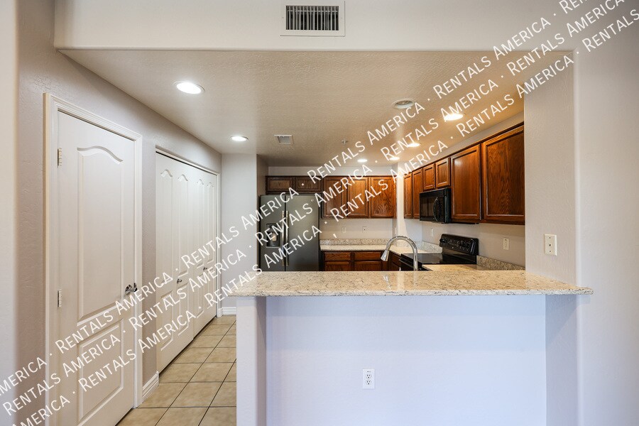 Building Photo - 21320 N 56th St