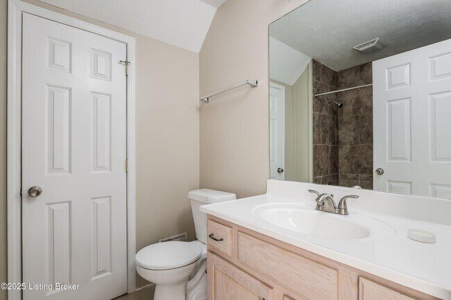Building Photo - 9303 Longhorn Ct
