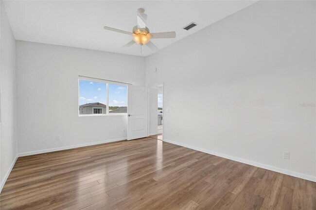 Building Photo - 775 182nd Ave E