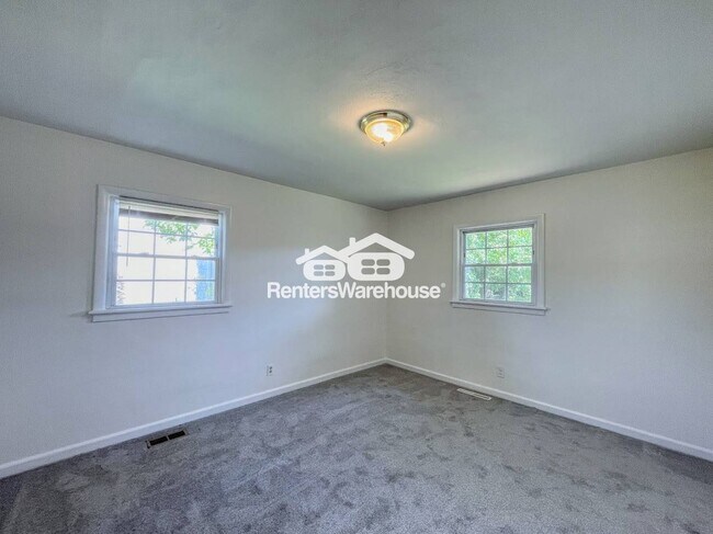 Building Photo - 2444 Tullibee Dr