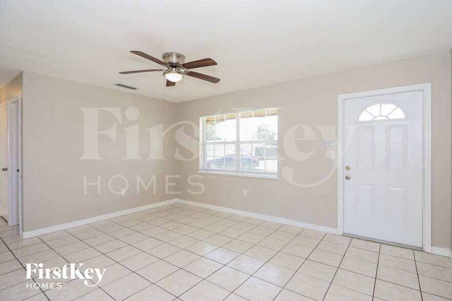 Building Photo - 30207 SW 158th Pl