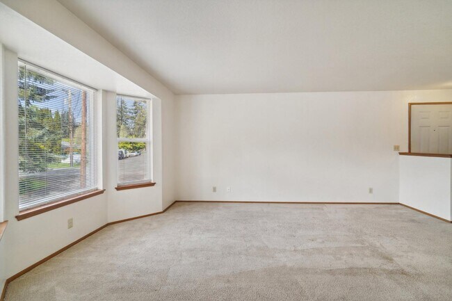 Building Photo - 13411 Meadow Rd