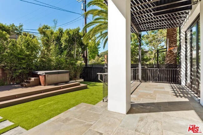 Building Photo - 2890 Forrester Dr