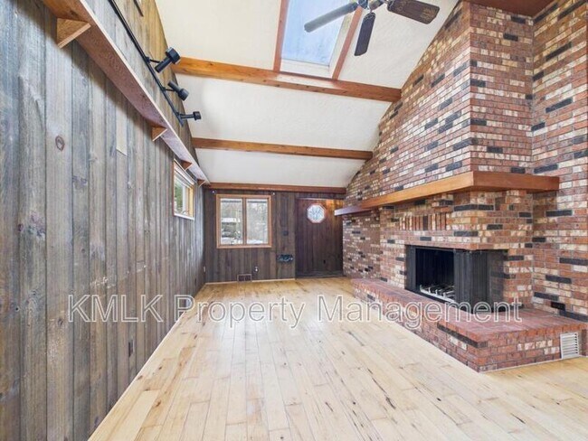 Building Photo - 5743 Brookwood Dr