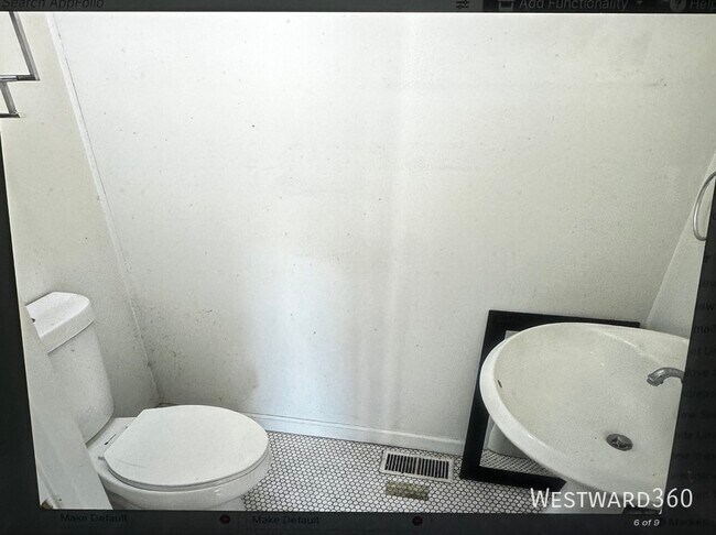 Building Photo - 2233 W Armitage-CH