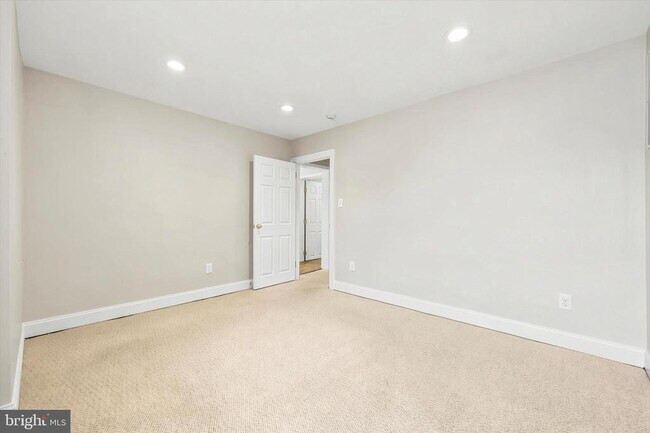 Building Photo - 304 King of Prussia Rd
