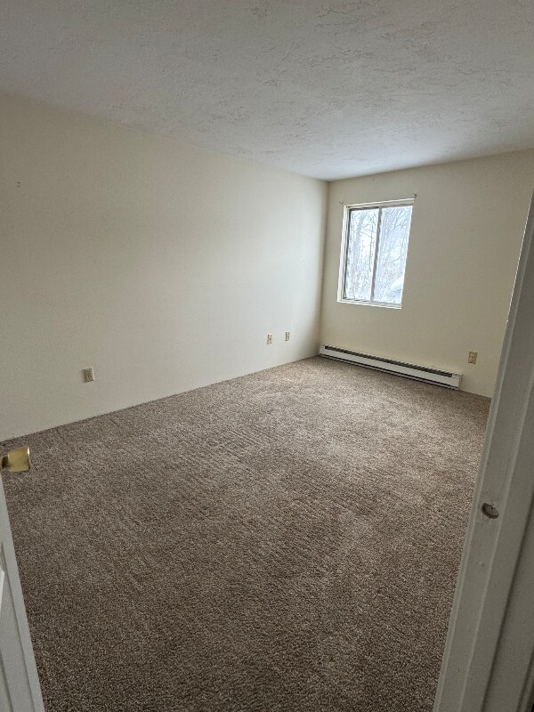 Building Photo - 11 Gibbs St