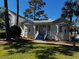 Building Photo - 324 Lakeside Dr