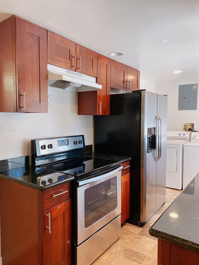 Building Photo - 6833 25th Ave NE