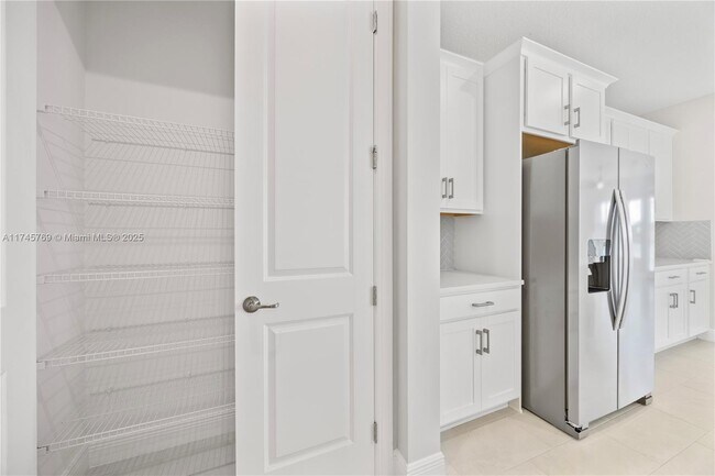 Building Photo - 3552 NW Solange Ct